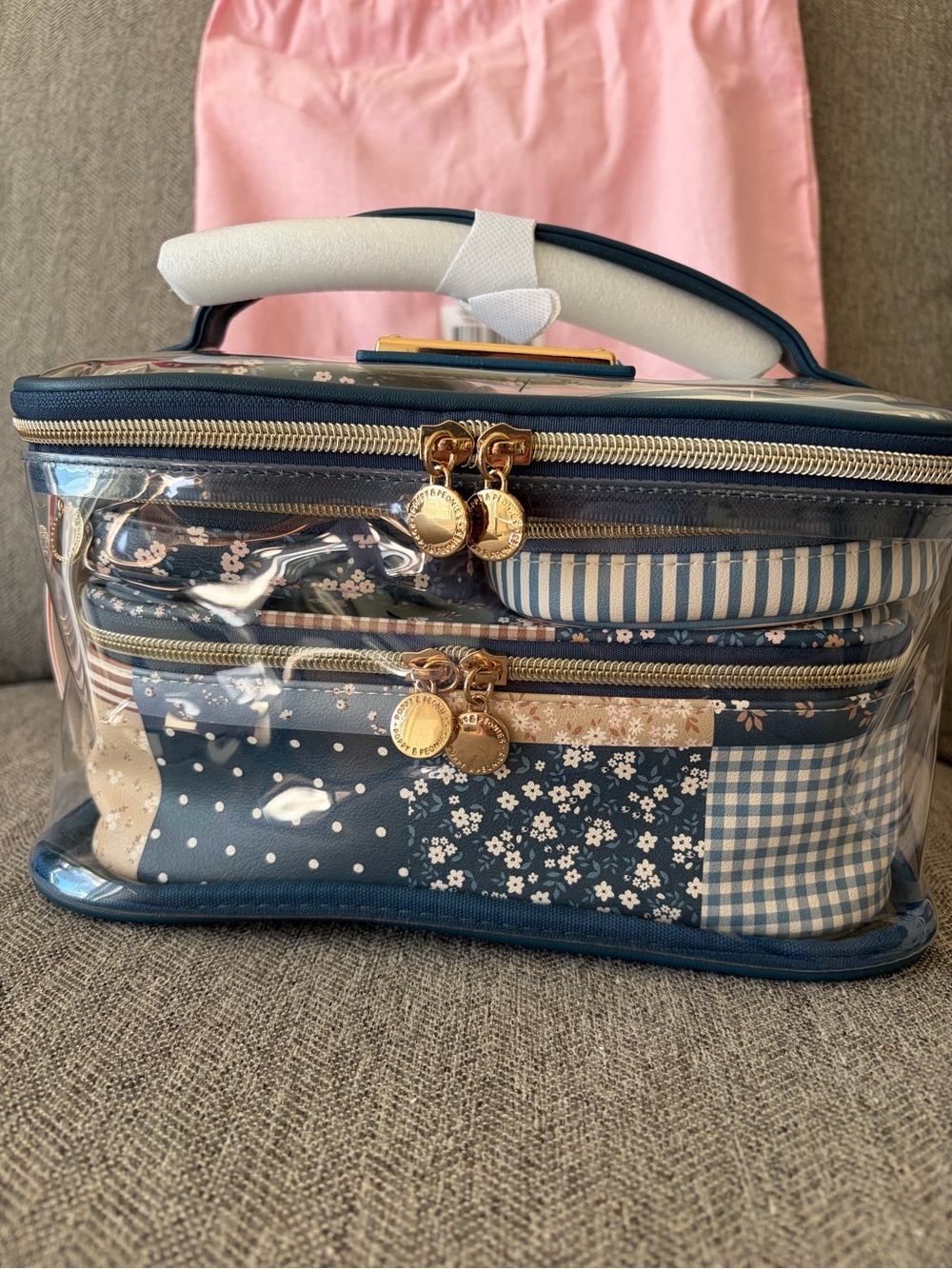 Poppy & Peonies Navy Patchwork Getaway set